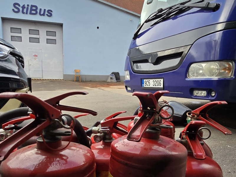 Hasičák v každém našem autobuse